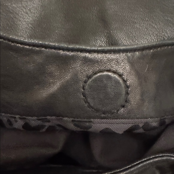 Perlina Black Classic Italian Leather Slouch handbag excellent condition - Picture 9 of 9